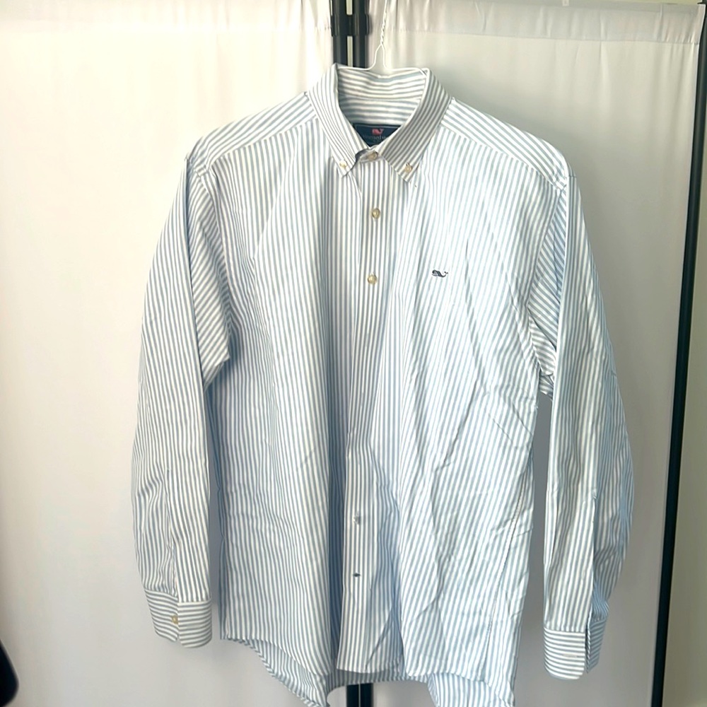 Men’s vineyard, vines, dress shirt, light blue pinstripe size medium